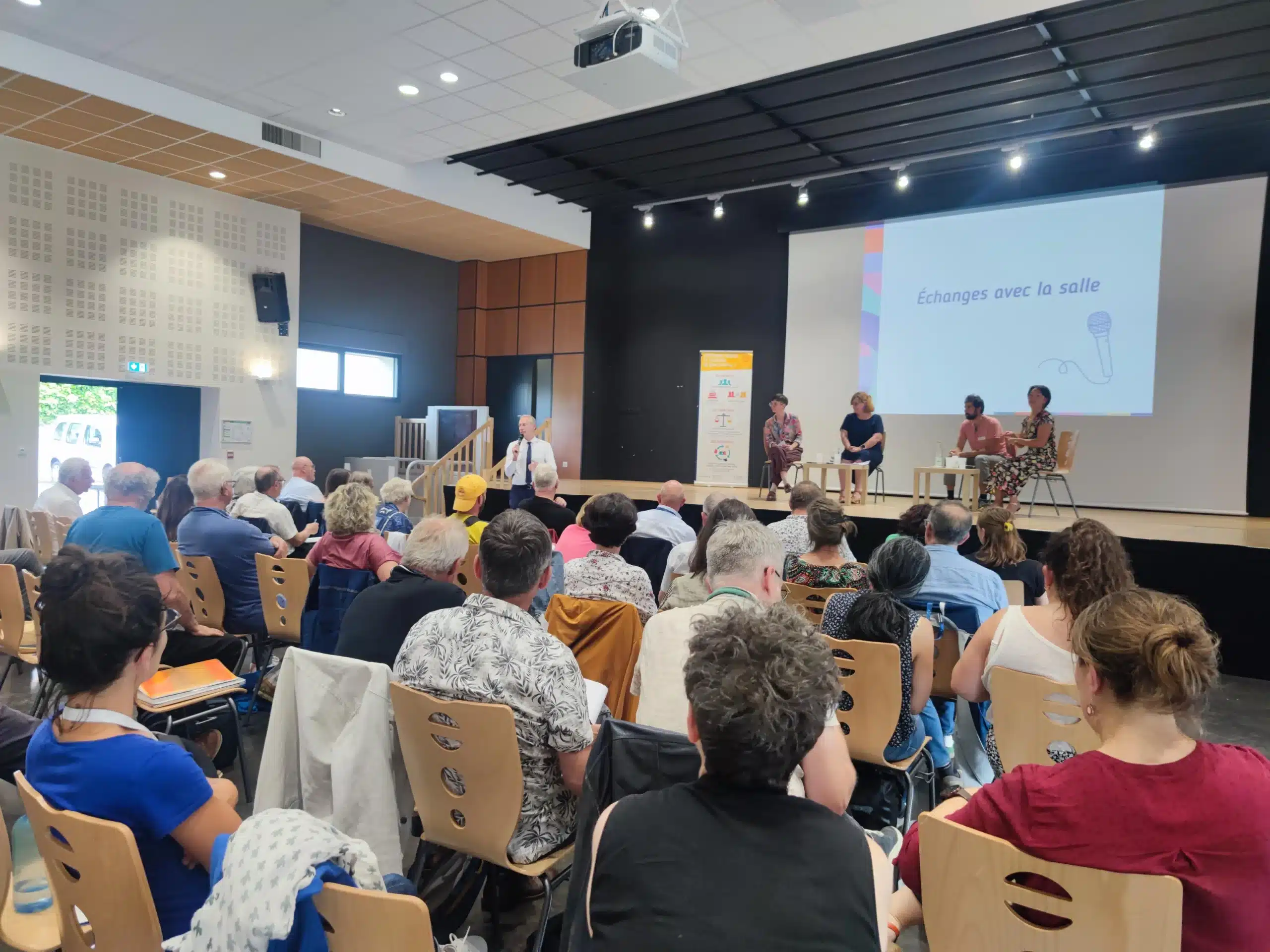 Echanges avec la salle, prise de parole de Guillaume Garrot, élu Régional
